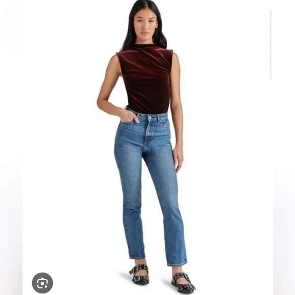 Steve Madden Esen Burgundy Wine Stretch Velvet Mock Neck Tank Bodysuit NWT - Picture 4 of 9